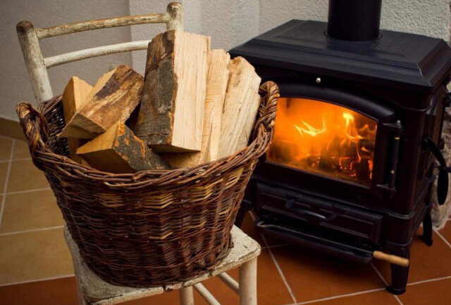 Лучшая печь для отопления дома на дровах длительного горения для дачи, рейтинг лучших печей 2021 года