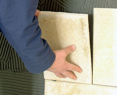 Облицовочная плитка для камина: как своими руками обложить?