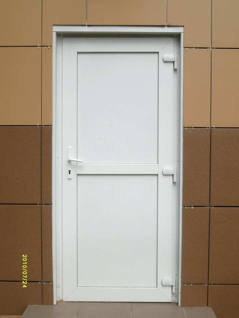 Как отрегулировать пластиковую дверь своими руками: вертикальная и горизонтальная настройка по высоте или наклону двери