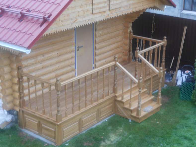 Крыльцо для бани — на даче перед входом: возведение деревянного с навесом крыльца своими руками, виды и способы установки