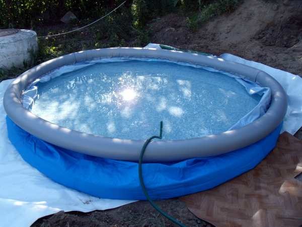 Как слить воду из надувного бассейна