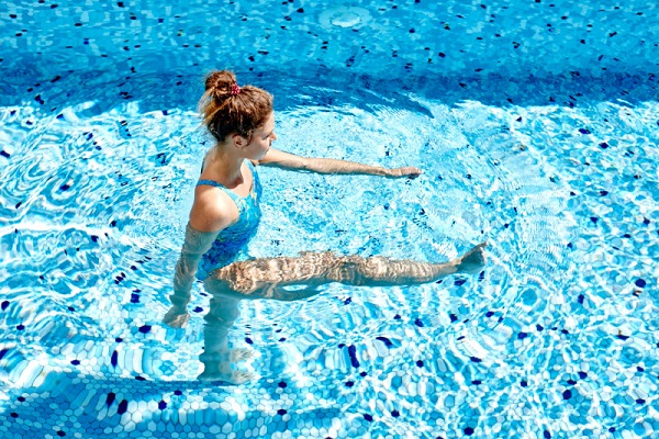Как заниматься в бассейне, чтобы похудеть?